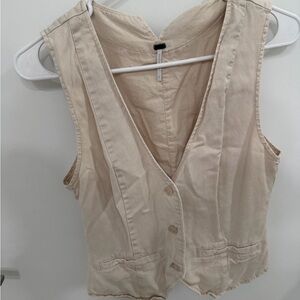 Stylish Beige Sleeveless Button-Up Top